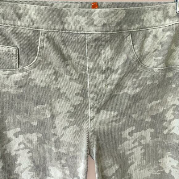 SPANX Camo Jeggings Slim Fit Ankle Leggings Pull On Size M Stone Washed Stretchy - Picture 7 of 16